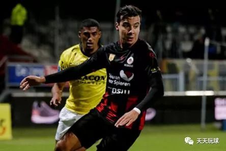 展现篮球场 展现篮球场