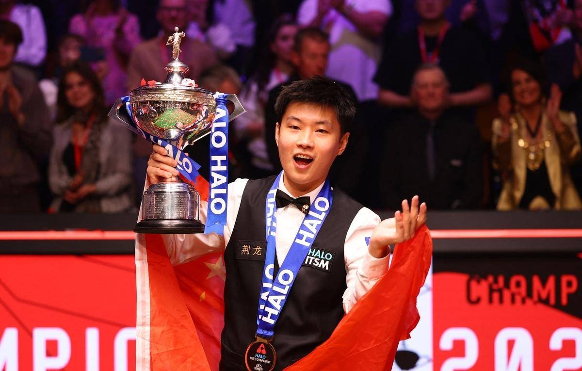 更展示了他 更展示了他