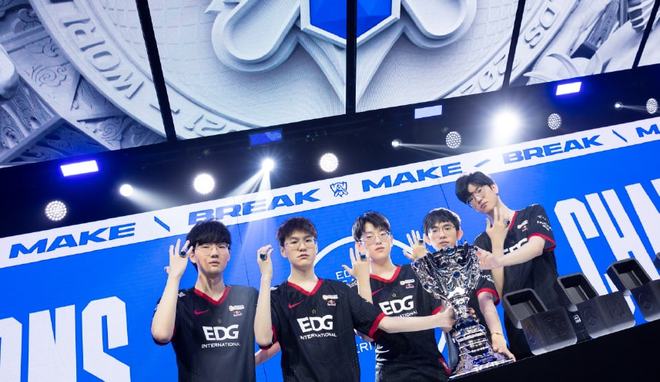 以巴塞罗那 以巴塞罗那