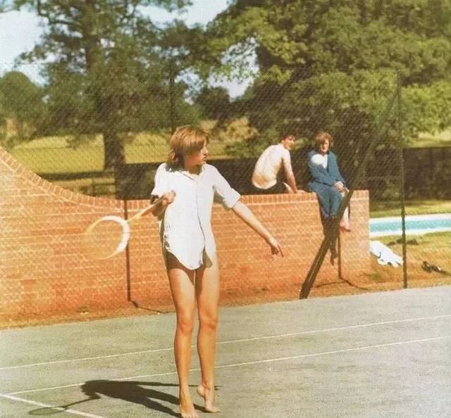 仅余的两张 仅余的两张